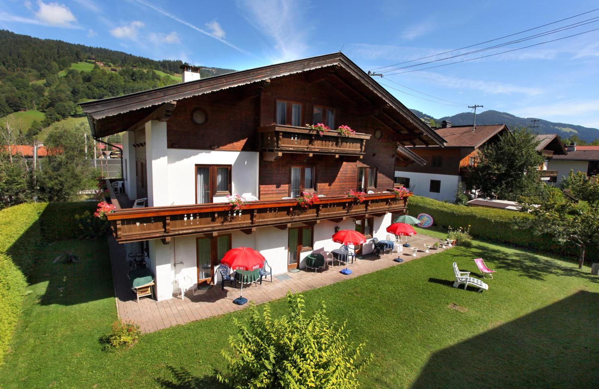 Brixana Hotel Brixen im Thale Buitenkant foto