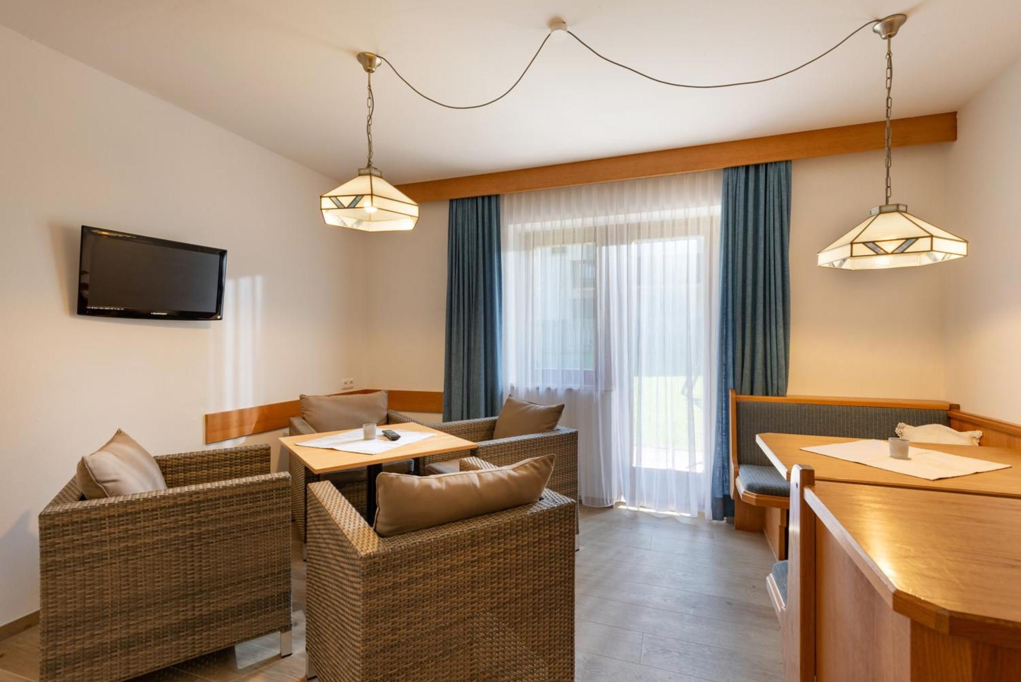 Brixana Hotel Brixen im Thale Buitenkant foto